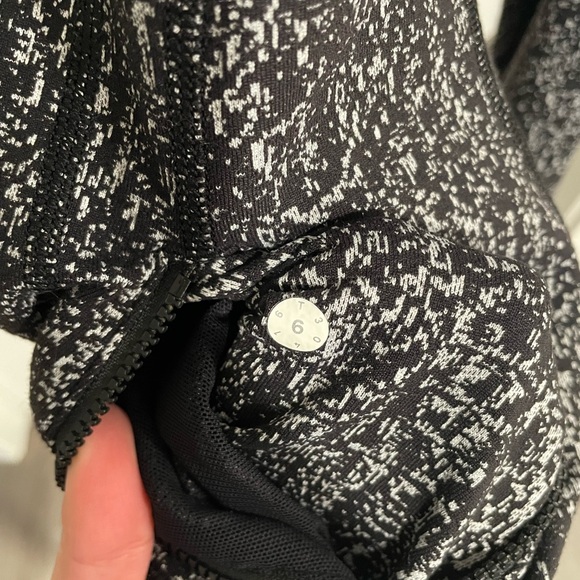 Like-new Lululemon Define Jacket - Picture 3 of 3